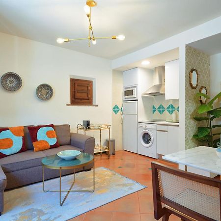 Anali - Hostatel Apartment Гранада Екстериор снимка